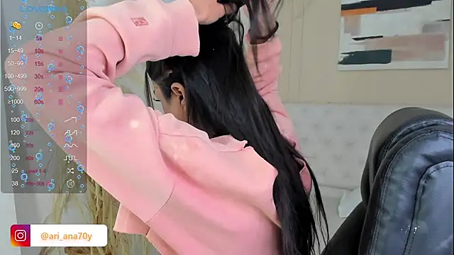 Snapshot of LOISE-XX chatting on September 24, 2025, 5:14 am LOISE-XX online show from September 24, 2025, 5:14 am