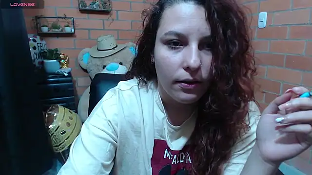 alexia 87 online show from October 25, 2025, 4:33 am