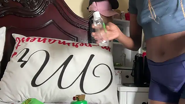 SexyAudreyFuck online show from September 9, 2025, 5:50 am