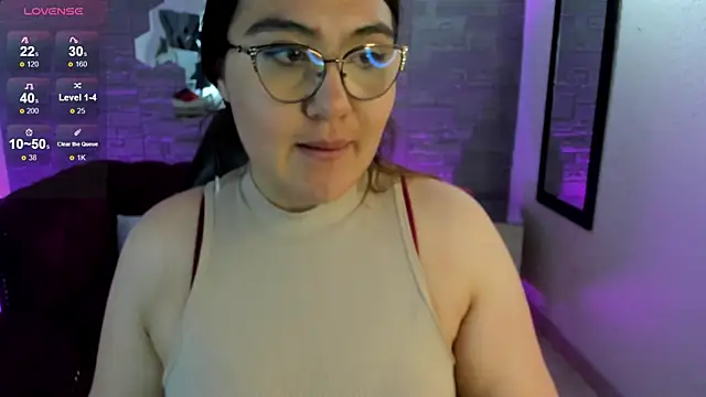 Snapshot of conniejames_m chatting on November 12, 2025, 12:20 pm conniejames m online show from November 12, 2025, 12:20 pm