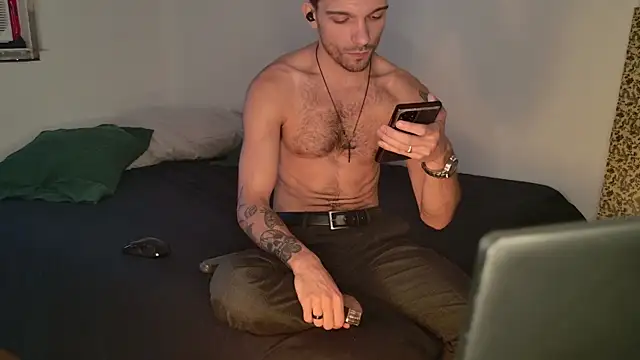 Snapshot of JackDesFeux chatting on September 8, 2025, 2:49 pm JackDesFeux online show from September 8, 2025, 2:49 pm