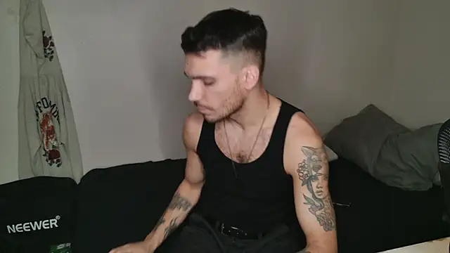 Snapshot of JackDesFeux chatting on March 8, 2025, 1:06 am JackDesFeux online show from March 8, 2025, 1:06 am