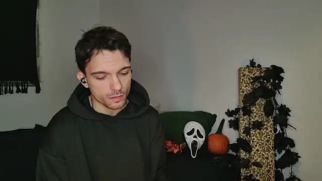 Snapshot of JackDesFeux chatting on October 31, 2025, 3:25 am JackDesFeux online show from October 31, 2025, 3:25 am