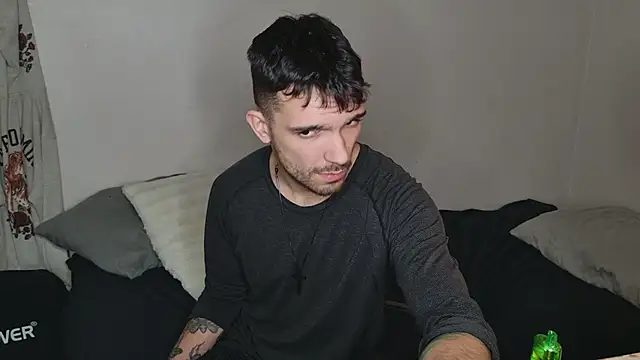 Snapshot of JackDesFeux chatting on March 11, 2025, 2:21 am JackDesFeux online show from March 11, 2025, 2:21 am