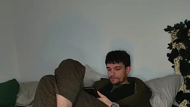 Snapshot of JackDesFeux chatting on November 14, 2025, 7:28 pm JackDesFeux online show from November 14, 2025, 7:28 pm