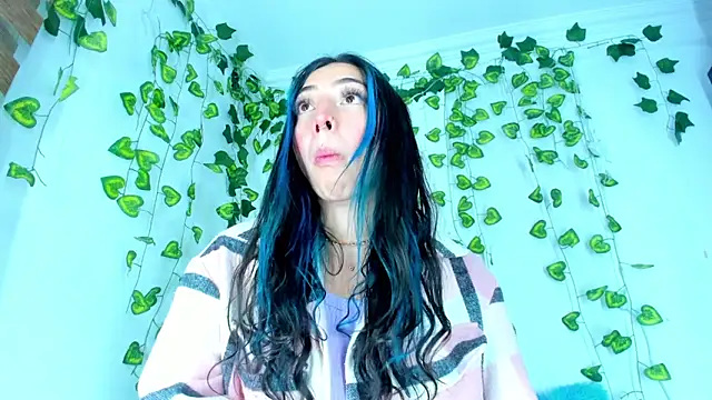 SaturnooStonee online show from December 11, 2024, 5:00 am