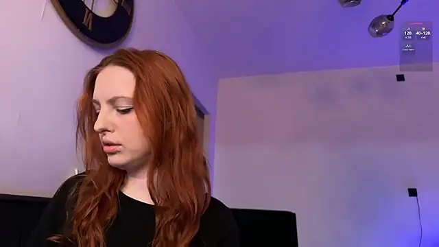 Snapshot of Chaptertoo chatting on February 8, 2025, 6:22 pm Chaptertoo online show from February 8, 2025, 6:22 pm