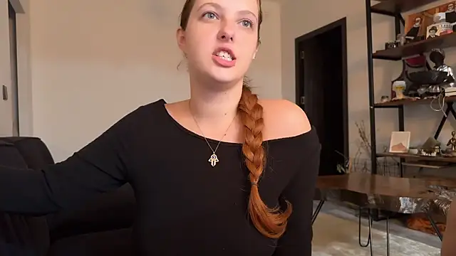 Snapshot of Chaptertoo chatting on October 6, 2025, 9:04 pm Chaptertoo online show from October 6, 2025, 9:04 pm