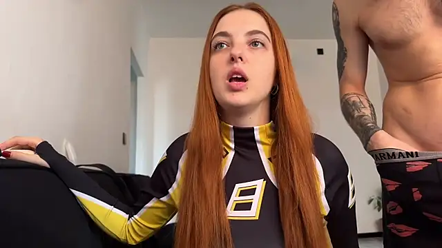 Snapshot of Chaptertoo chatting on September 21, 2025, 11:04 am Chaptertoo online show from September 21, 2025, 11:04 am