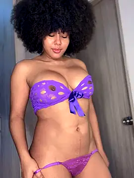 kendall coxx online show from November 10, 2025, 3:33 am