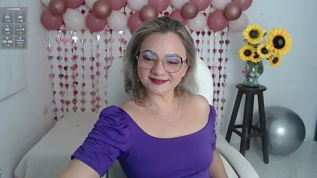 ana milf online show from January 12, 2026, 12:45 pm