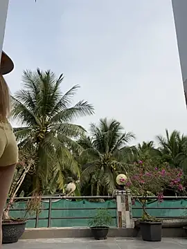 BabyThree  online show from February 24, 2026, 9:10 am