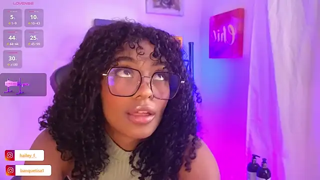 Snapshot of Heily_Fox chatting on February 5, 2025, 9:57 am Heily Fox online show from February 5, 2025, 9:57 am