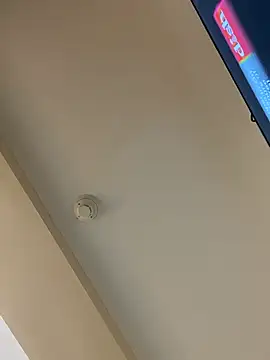 ladycreamypr2 online show from April 18, 2026, 12:18 pm