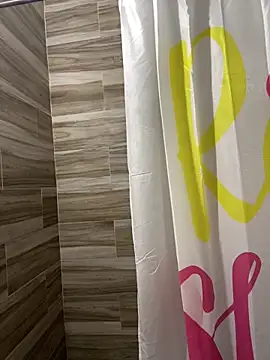 ladycreamypr2 online show from February 17, 2026, 9:56 pm