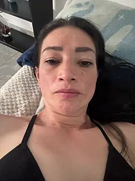 Yulia sx online show from March 27, 2026, 9:05 pm