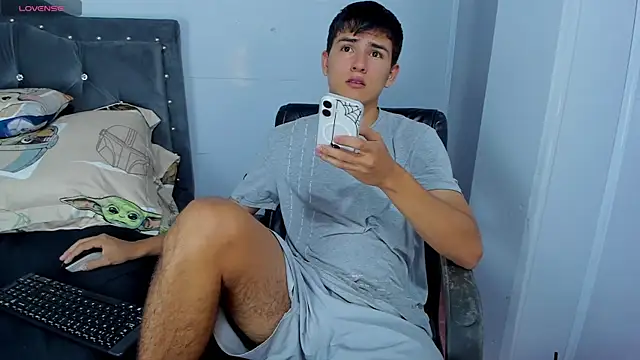 Jacobb Lee online show from November 27, 2025, 9:04 pm