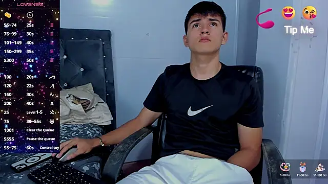 Jacobb Lee online show from September 9, 2025, 8:40 pm