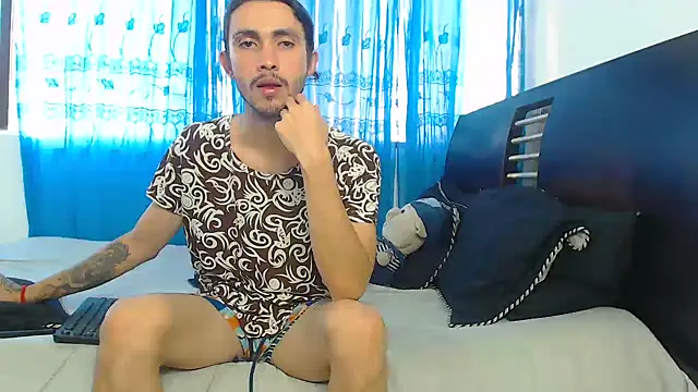 Hot Sharks  online show from September 9, 2025, 11:19 am