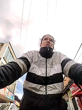 rebekka simpson online show from November 11, 2025, 12:44 pm