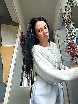 rebekka simpson online show from May 29, 2026, 2:23 pm