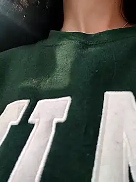 rebekka simpson online show from February 8, 2026, 2:04 pm