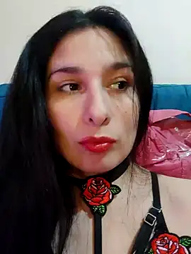 Snapshot of Bigyummmzul chatting on June 14, 2026, 1:02 am Bigyummmzul online show from June 14, 2026, 1:02 am