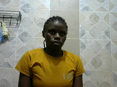Snapshot of hottgirlval chatting on May 7, 2026, 11:35 am hottgirlval online show from May 7, 2026, 11:35 am