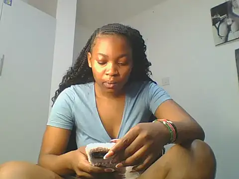 Snapshot of _Becky002 chatting on June 2, 2026, 9:31 am Becky002 online show from June 2, 2026, 9:31 am
