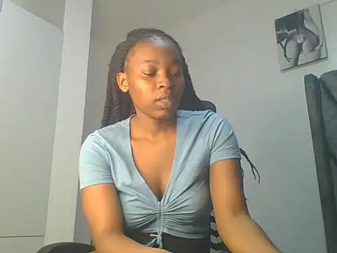 Snapshot of _Becky002 chatting on May 12, 2026, 2:12 pm Becky002 online show from May 12, 2026, 2:12 pm