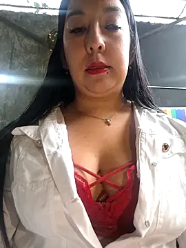 Bella keny online show from November 12, 2025, 6:23 pm