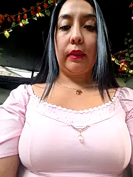 Bella keny online show from February 2, 2026, 8:19 pm