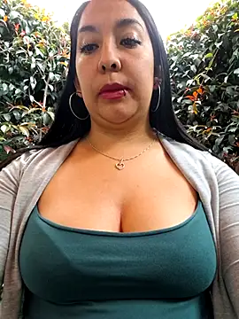 Bella keny online show from April 7, 2026, 6:32 pm