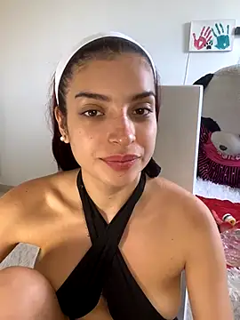 dakota le online show from September 11, 2025, 2:06 pm