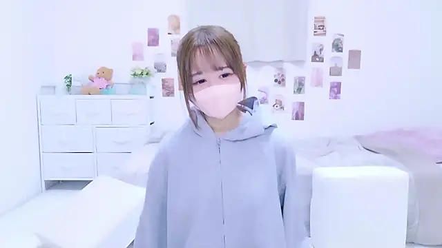 chihiro ri online show from October 7, 2025, 10:27 am