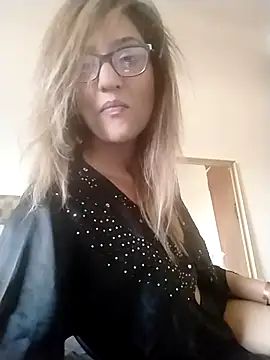 karmicQueen669 online show from April 11, 2026, 3:16 pm