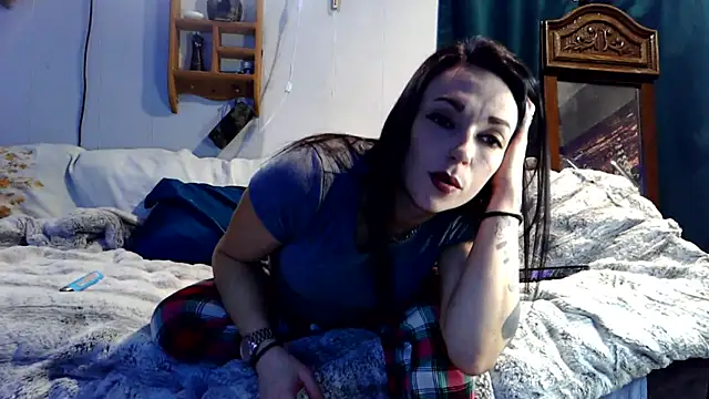 Genevieve143 online show from December 2, 2025, 6:37 am