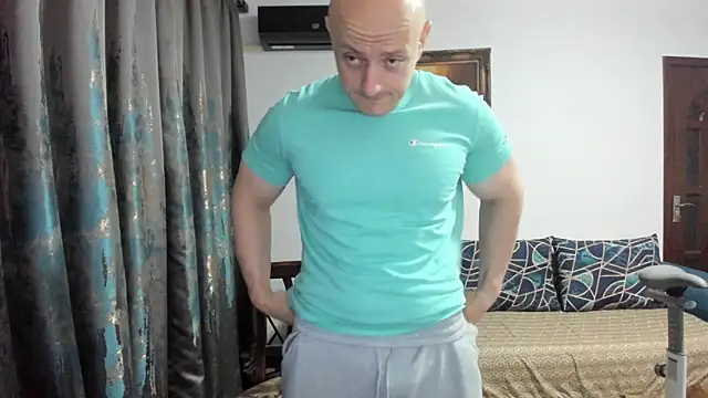 Snapshot of xxxWildxThoughtsxxx chatting on October 8, 2025, 9:15 pm xxxWildxThoughtsxxx online show from October 8, 2025, 9:15 pm