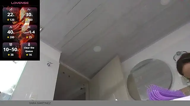 saramartinez1000 online show from October 25, 2025, 2:22 am