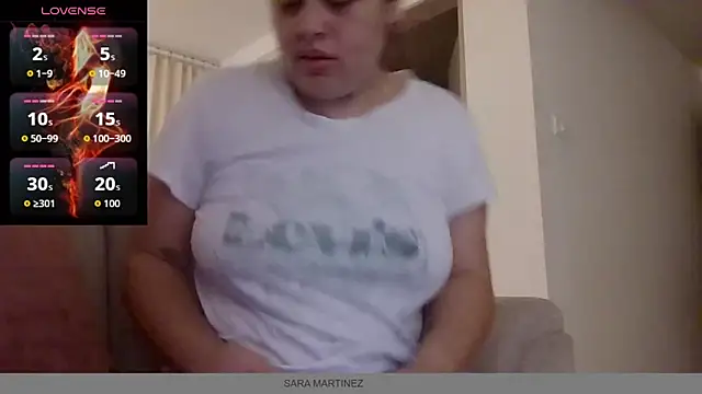 saramartinez1000 online show from October 2, 2025, 2:53 pm