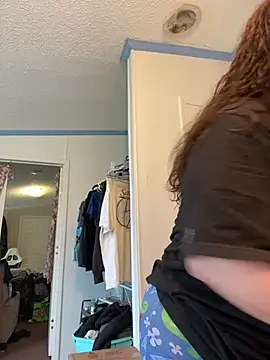 velvetta  online show from March 16, 2025, 6:12 pm