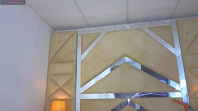 Snapshot of Tiphani_walker_ chatting on November 18, 2025, 11:15 pm Tiphani walker online show from November 18, 2025, 11:15 pm