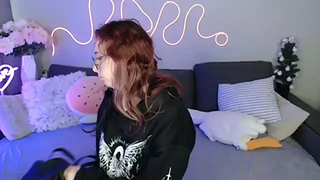 Mini Diva online show from March 20, 2026, 9:10 am