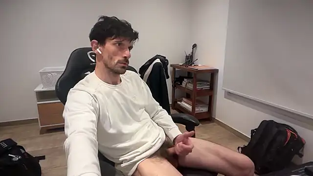 nicolaaaaas online show from September 24, 2025, 9:49 am