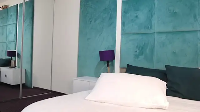 BriannaHart online show from January 30, 2025, 10:29 am