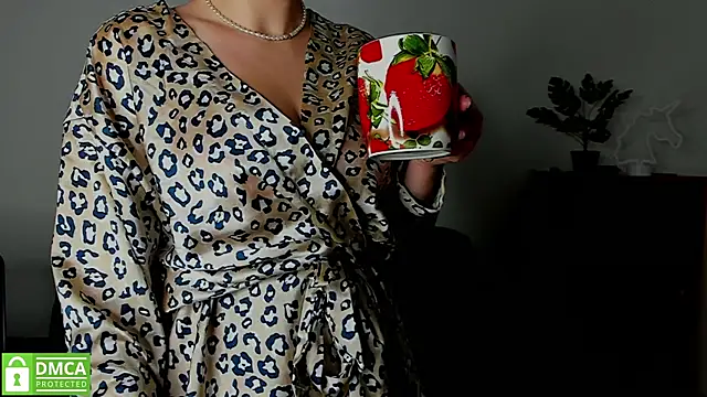 annakillianox online show from December 3, 2025, 6:25 am