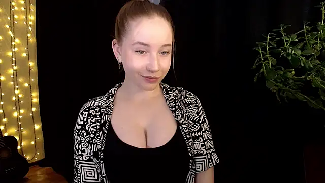 SindiWatsoon online show from September 14, 2025, 11:10 am