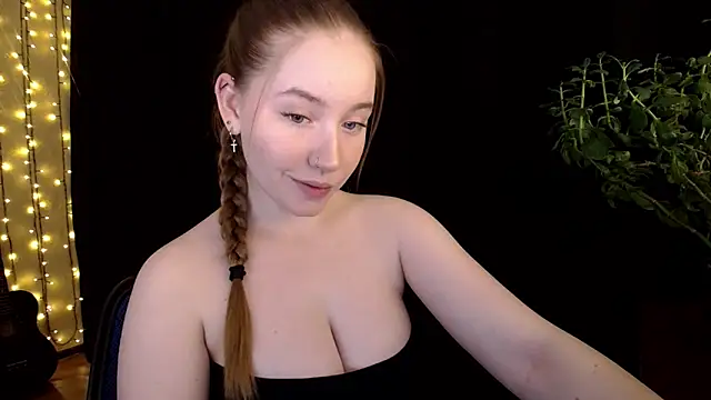 SindiWatsoon online show from September 16, 2025, 11:33 am