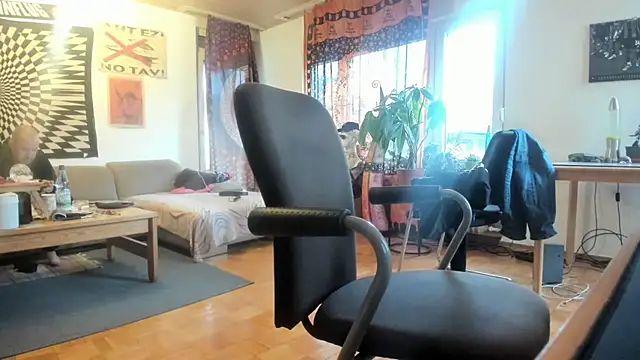 soulfuck92 online show from April 12, 2026, 5:49 pm