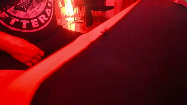 soulfuck92 online show from April 8, 2026, 4:47 am